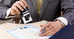 Підготовка заяви на реєстрацію права власності та перевірка документів перед поданням до держреєстру.